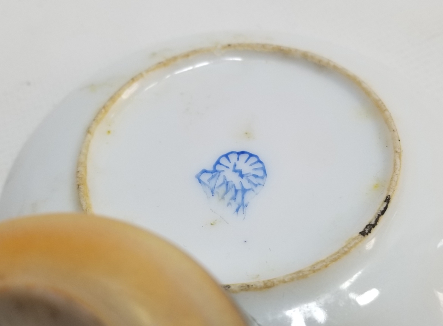 ANTİKA PORSELEN KAHVE FİNCANI