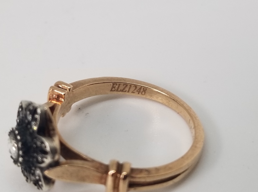 ÖZEL KESİM ELMASLI ALTIN YÜZÜK