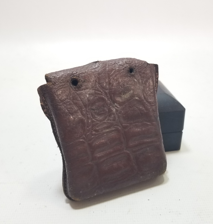 ORİJİNAL DERİ KILIFINDA ANTİKA ASKERİ PUSULA