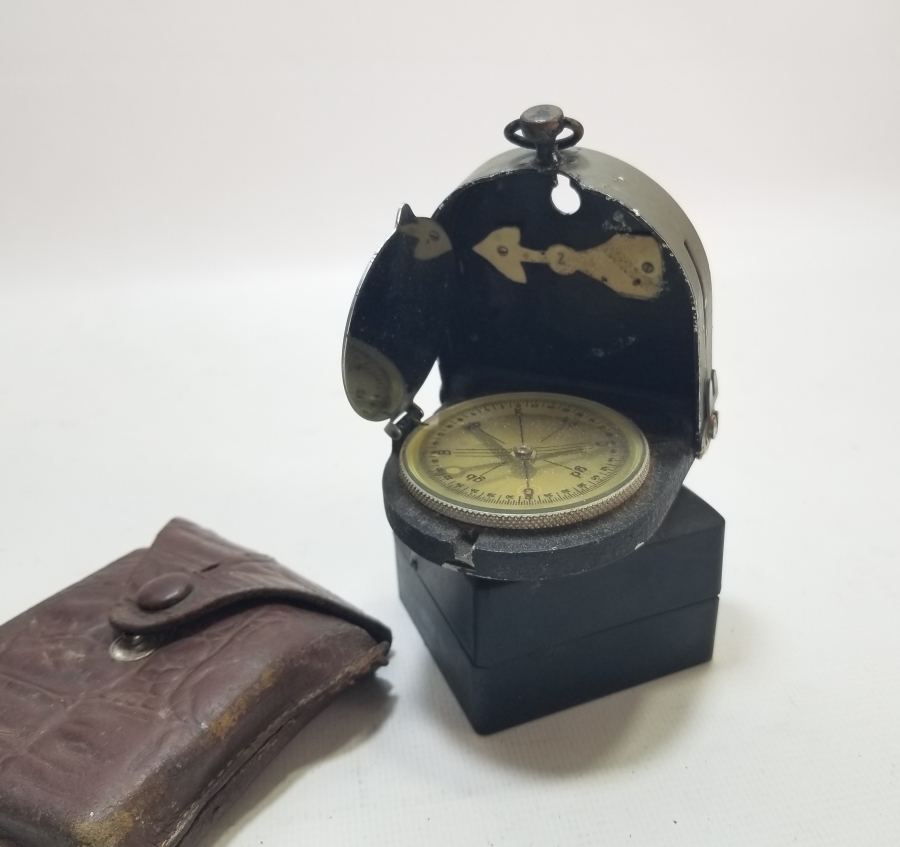 ORİJİNAL DERİ KILIFINDA ANTİKA ASKERİ PUSULA