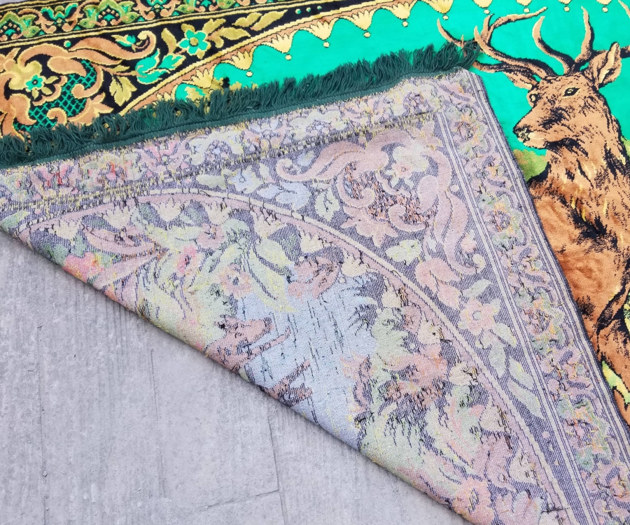 ANTİKA GEYİKLİ DUVAR HALISI