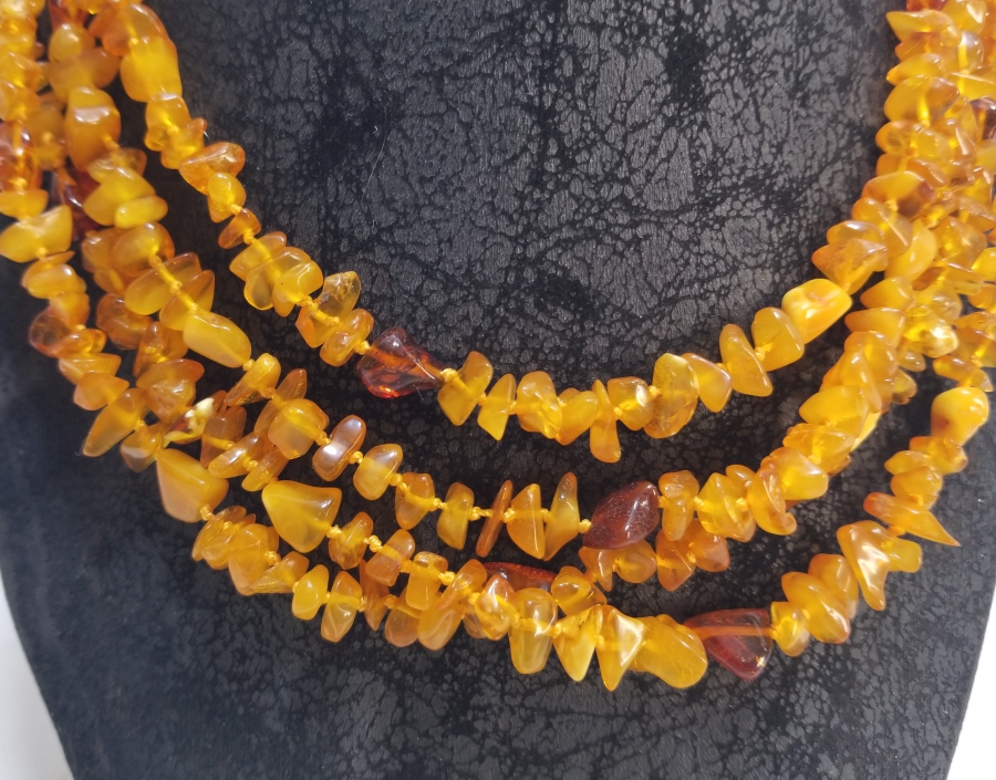 BÜYÜK BOY NADİR RENKTE DAMLA KEHRİBAR GERDANLIK