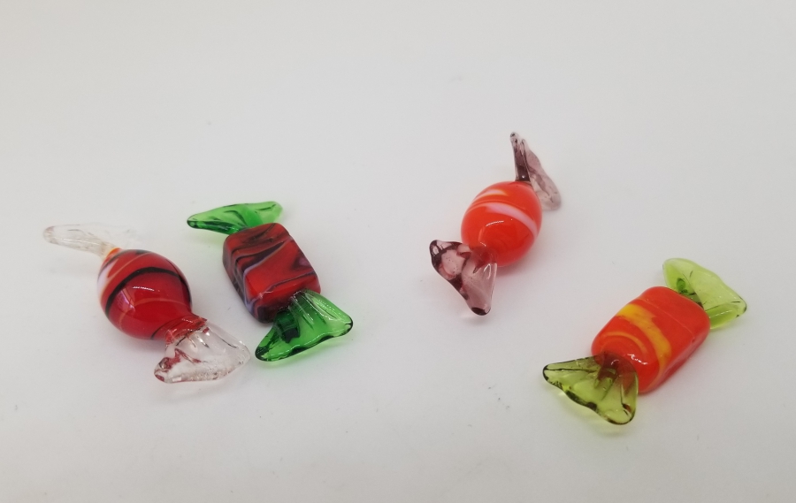 BAYRAM ŞEKERİ FORMUNDA YAPILMIŞ ANTİKA MURANO ŞEKER LOTU