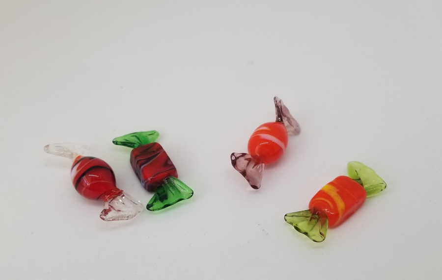 BAYRAM ŞEKERİ FORMUNDA YAPILMIŞ ANTİKA MURANO ŞEKER LOTU