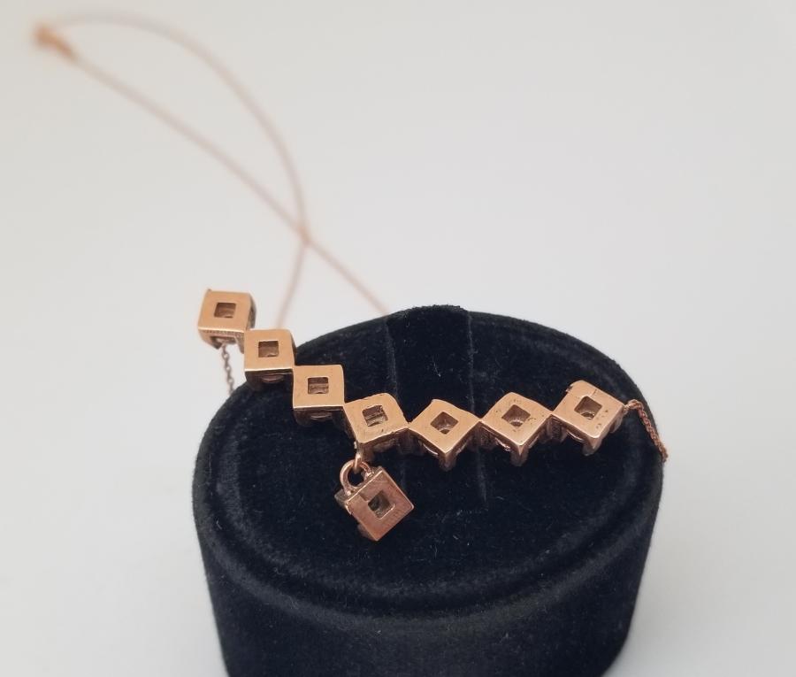 ELMAS TAŞLI ÖZEL YAPIM KOLYE