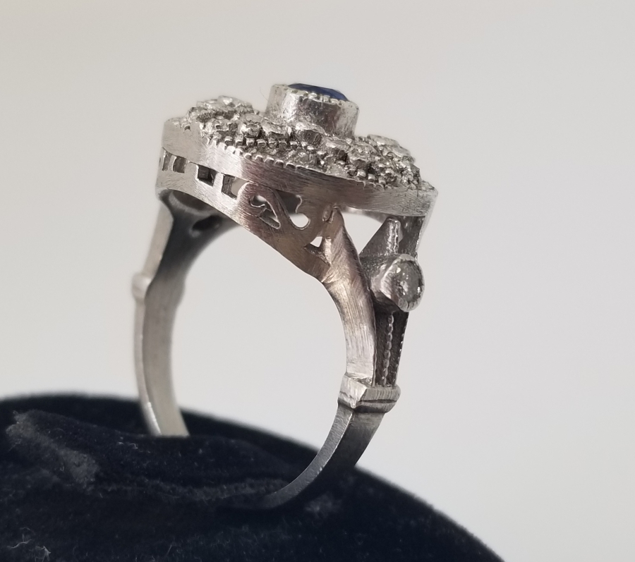 PIRLANTA VE SAFİR TAŞLI YÜZÜK