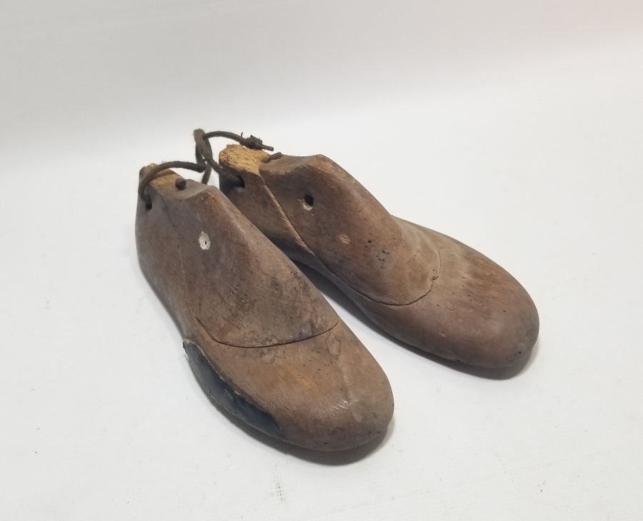 OSMANLI DÖNEMİ EL YAPIMI AHŞAP AYAKKABICI KALIBI