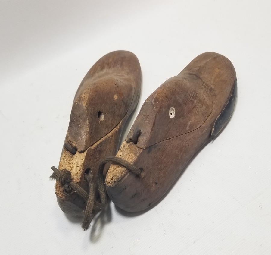 OSMANLI DÖNEMİ EL YAPIMI AHŞAP AYAKKABICI KALIBI