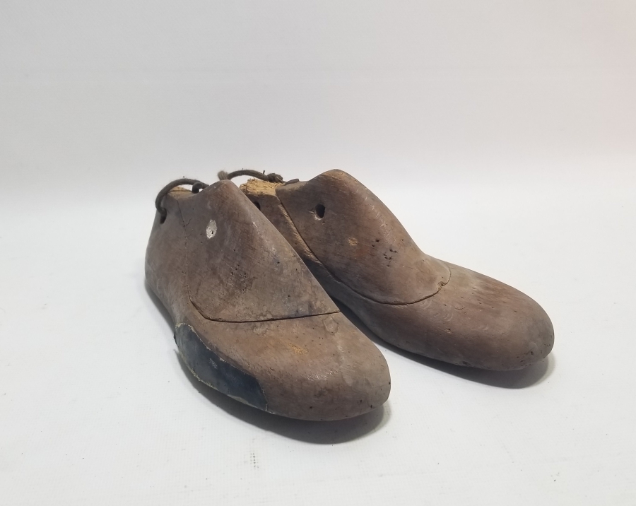 OSMANLI DÖNEMİ EL YAPIMI AHŞAP AYAKKABICI KALIBI