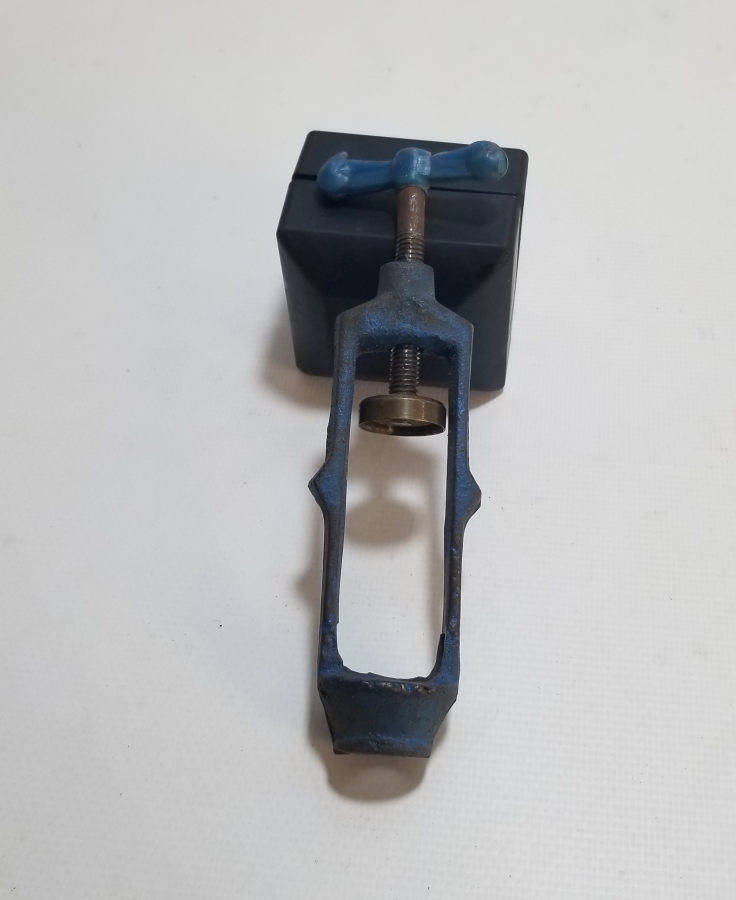 ANTİKA FİŞEK SIKIŞTIRMA APARATI