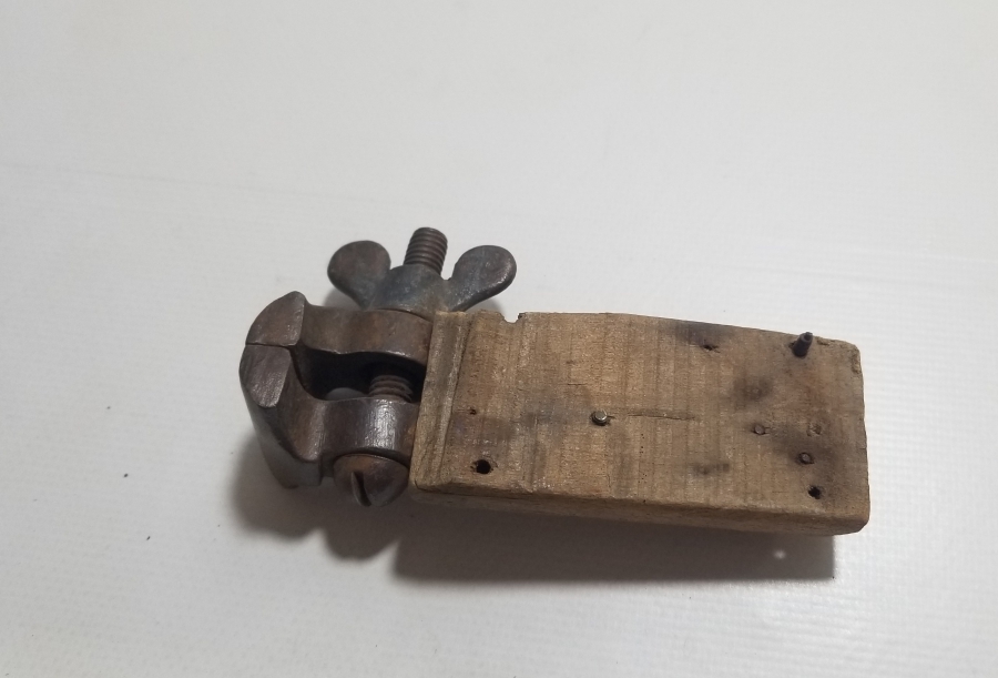 NADİR TİPTE EL YAPIMI ANTİKA MENGENE