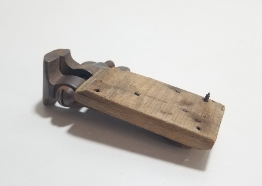 NADİR TİPTE EL YAPIMI ANTİKA MENGENE