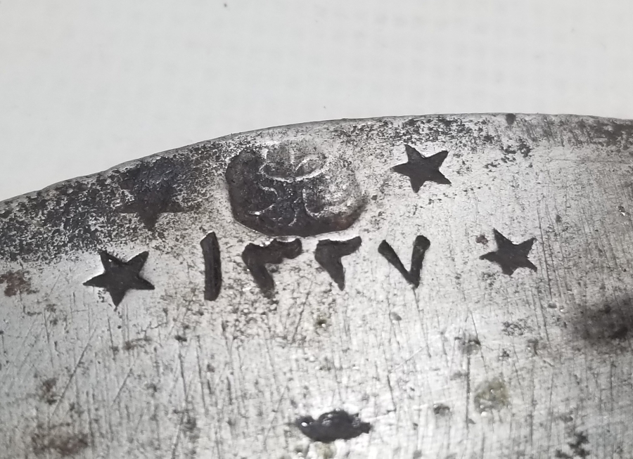 USTA DAMGALI VE TARİHLİ OSMANLI DÖNEMİ NADİR HEREKE HALI MAKASI