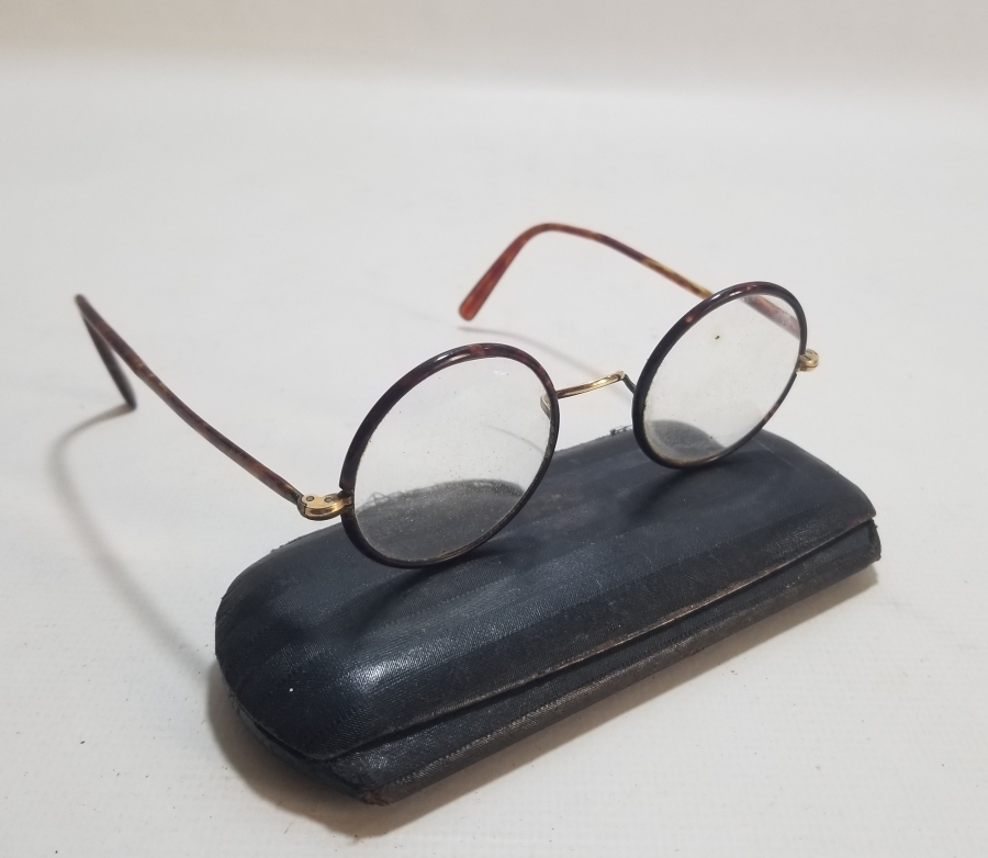 ORİJİNAL KUTUSUNDA OSMANLI DÖNEMİ NADİR BAĞA GÖZLÜK