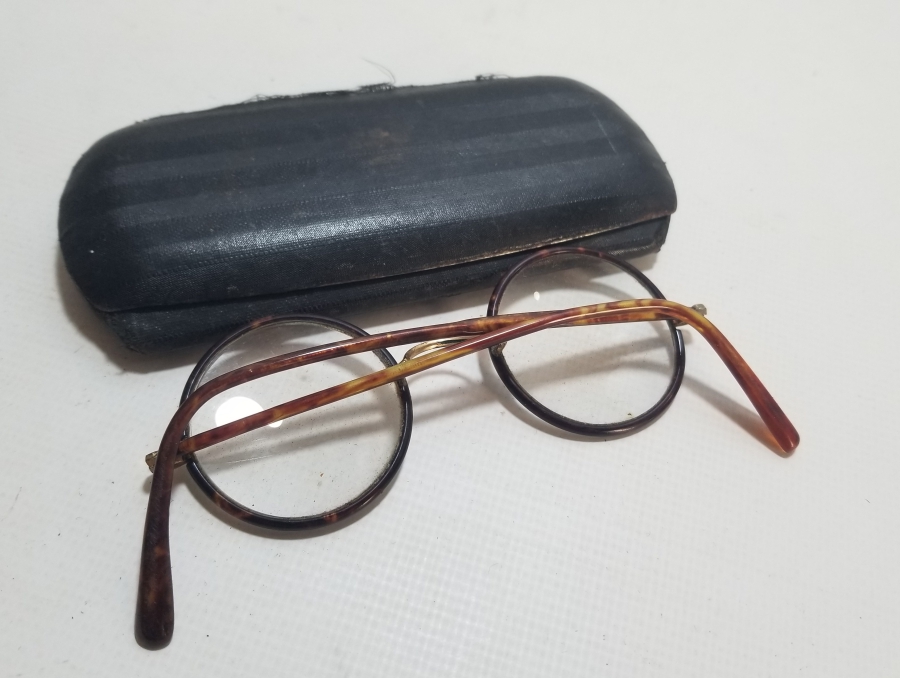 ORİJİNAL KUTUSUNDA OSMANLI DÖNEMİ NADİR BAĞA GÖZLÜK