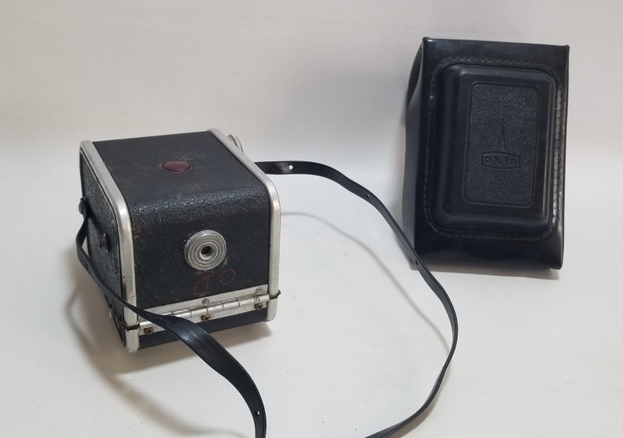 ORİJİNAL DERİ KUTUSUNDA ANTİKA KODAK FOTOĞRAF MAKİNESİ