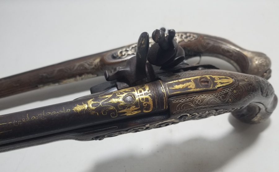 ALTIN ÇAKMA İŞÇİLİKLİ VE GÜMÜŞ APLİKLİ OSMANLI ÇİFT PİŞTOV