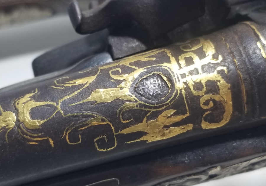 ALTIN ÇAKMA İŞÇİLİKLİ VE GÜMÜŞ APLİKLİ OSMANLI ÇİFT PİŞTOV