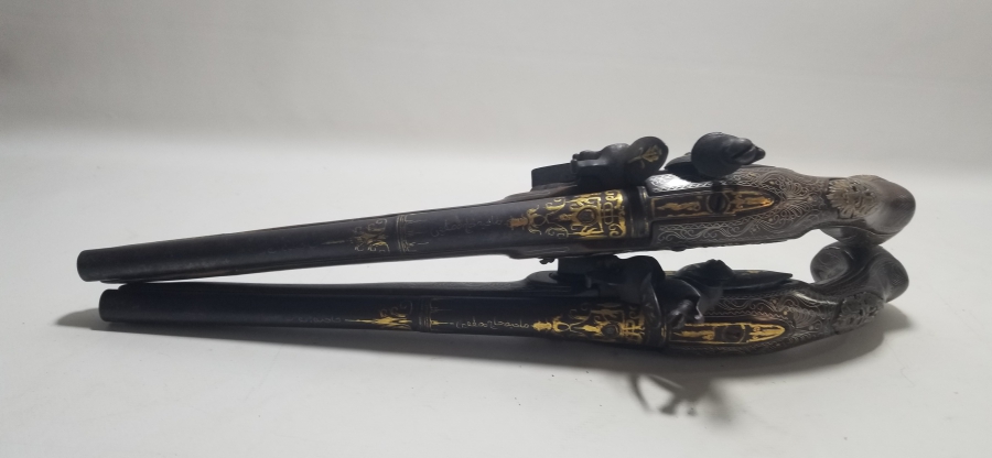 ALTIN ÇAKMA İŞÇİLİKLİ VE GÜMÜŞ APLİKLİ OSMANLI ÇİFT PİŞTOV