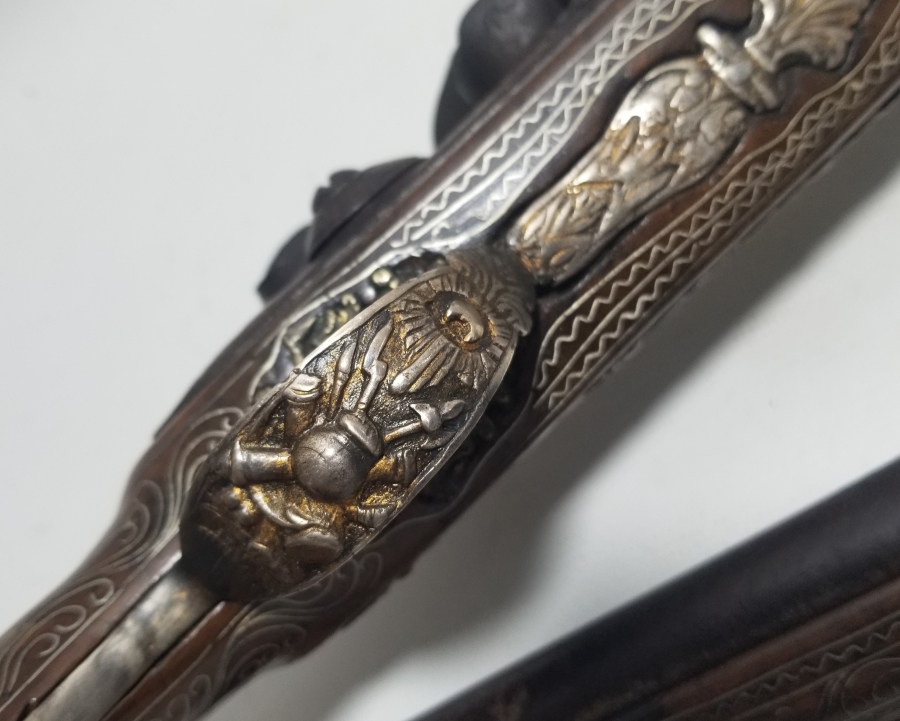 ALTIN ÇAKMA İŞÇİLİKLİ VE GÜMÜŞ APLİKLİ OSMANLI ÇİFT PİŞTOV