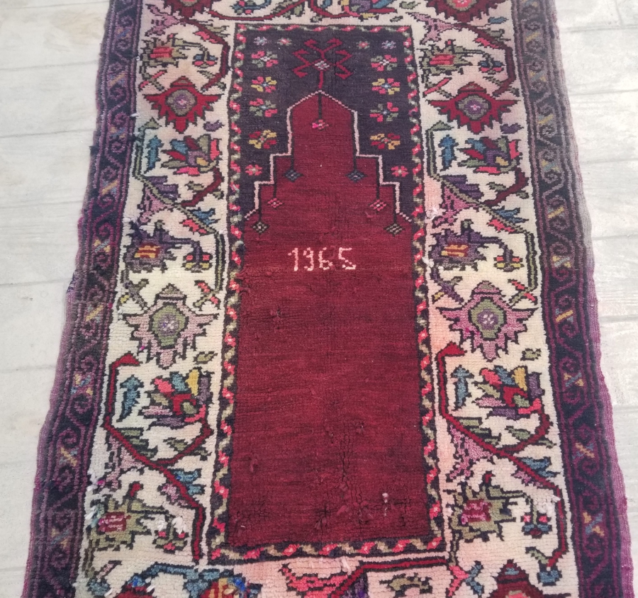 1965 TARİHLİ EL DOKUMA KİLİM SECCADE