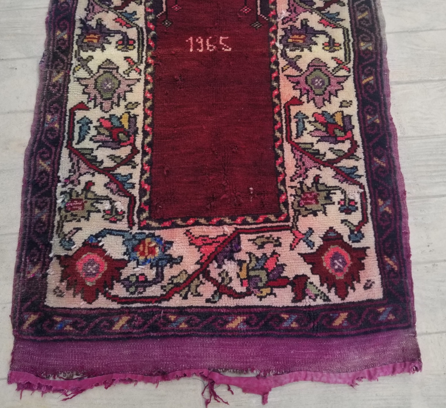 1965 TARİHLİ EL DOKUMA KİLİM SECCADE