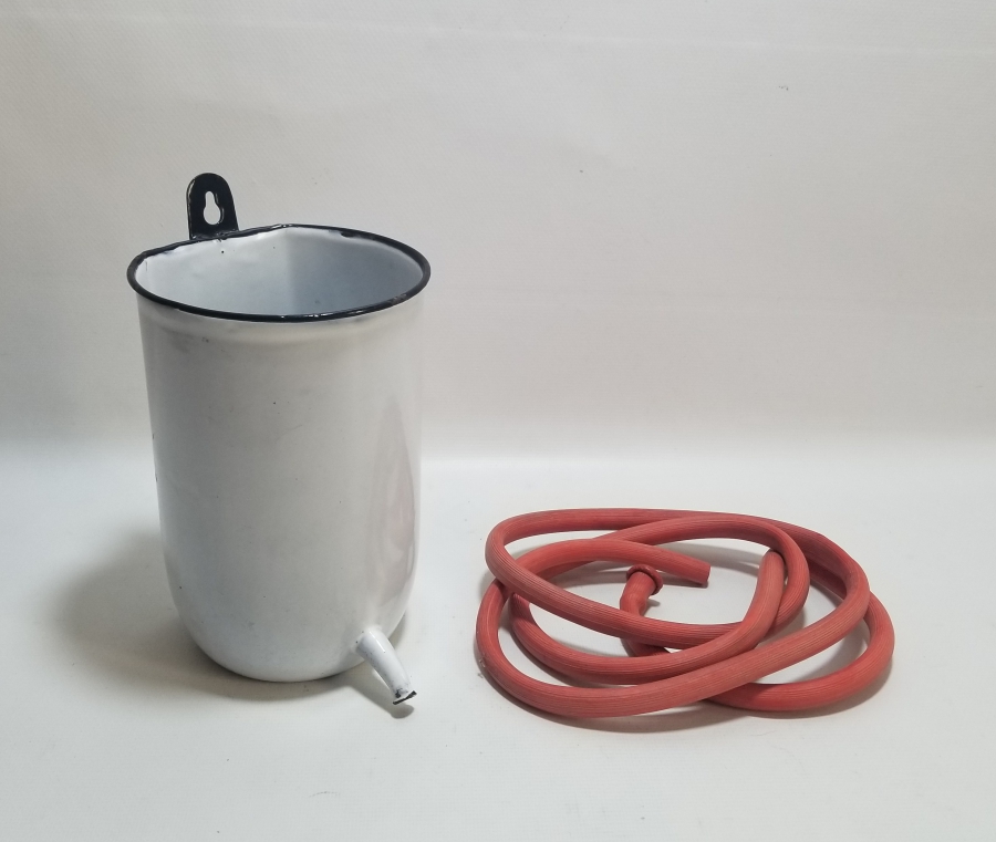 OSMANLI DÖNEMİ ÇOK NADİR ORİJİNAL HORTUMUYLA EMAYE SERUM ŞİŞESİ