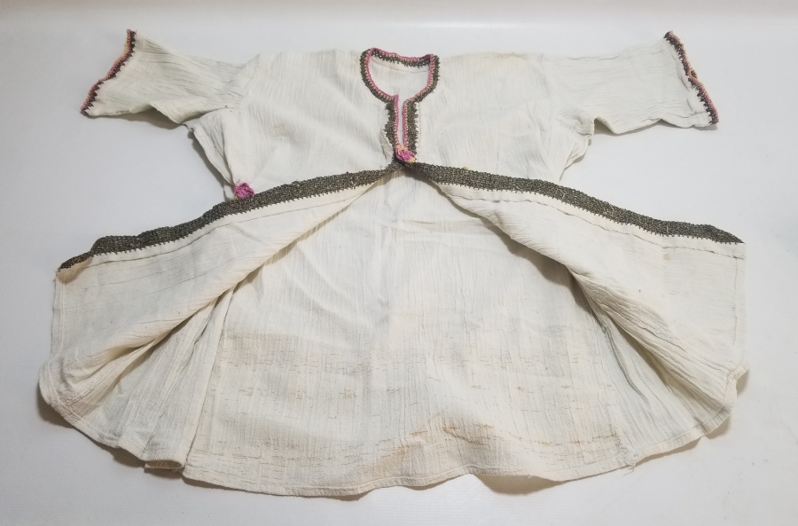 YAKA VE KOLLARI İŞLEMELİ OSMANLI DÖNEMİ EL DOKUMA NADİR ÇOCUK ENTARİSİ