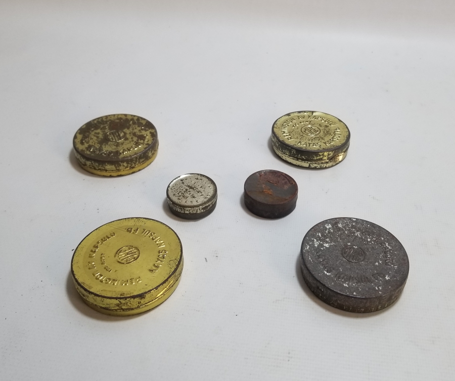 ORİJİNAL KUTULARINDA ANTİKA FİŞEK KAPSÜLLERİ LOTU