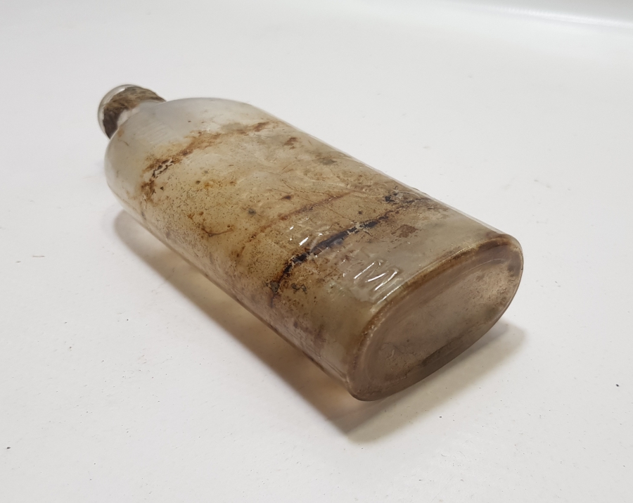 ÜZERİ OSMANLICA VE LATİNCE YAZILI ÇOK NADİR HAKKI EKREM İLAÇ ŞİŞESİ