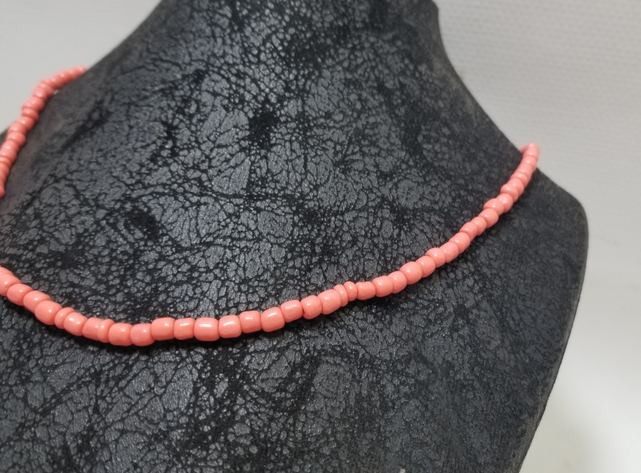 NADİR RENKTE MERCAN TAŞLI ANTİKA KOLYE