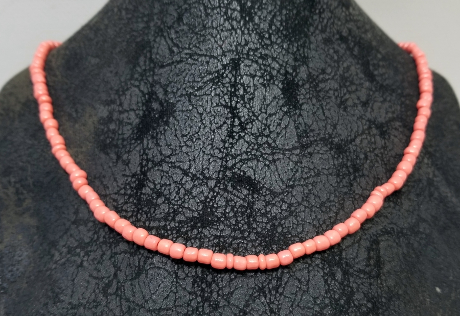 NADİR RENKTE MERCAN TAŞLI ANTİKA KOLYE