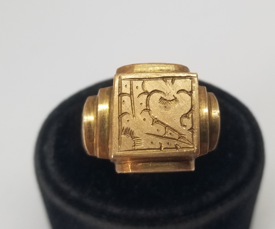 ÜZERİ KALEM İŞÇİLİKLİ ALTIN KAPLAMA ANTİKA YÜZÜK