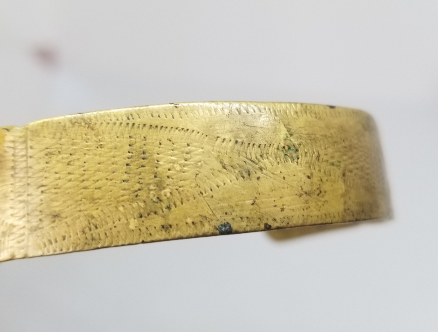 ÜZERİ İŞLEMELİ ANTİKA YEL BİLEZİĞİ - ROMATİZMA BİLEZİĞİ