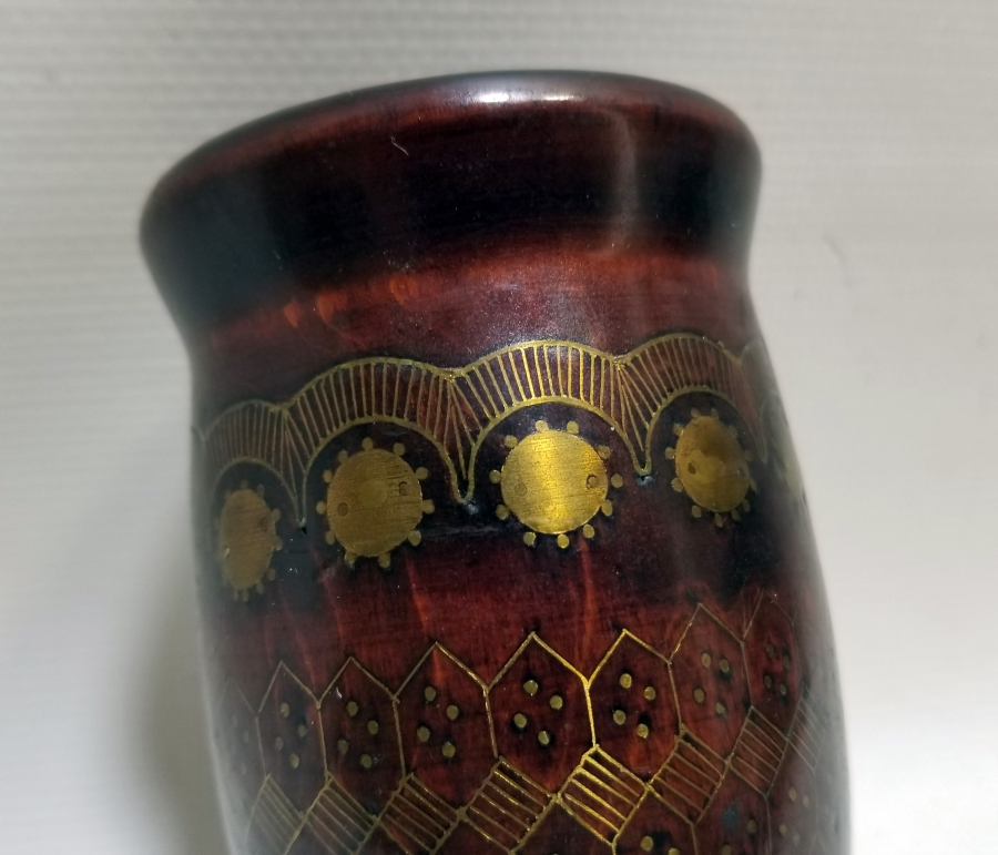 ÜZERİ İŞLEMELİ OSMANLI DÖNEMİ AFYON AHŞAP VAZO