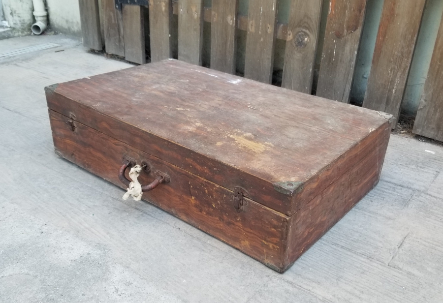 SELİMİYE CAMİ GÖRSELLİ EL YAPIMI ANTİKA AHŞAP ASKER BAVULU