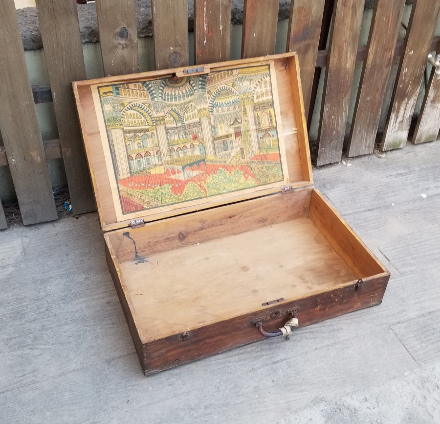 SELİMİYE CAMİ GÖRSELLİ EL YAPIMI ANTİKA AHŞAP ASKER BAVULU