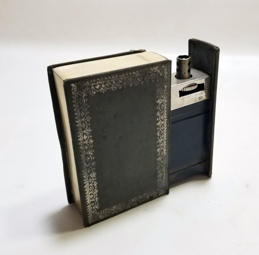 KİTAP FORMUNDA YAPILMIŞ ANTİKA ÇAKMAK