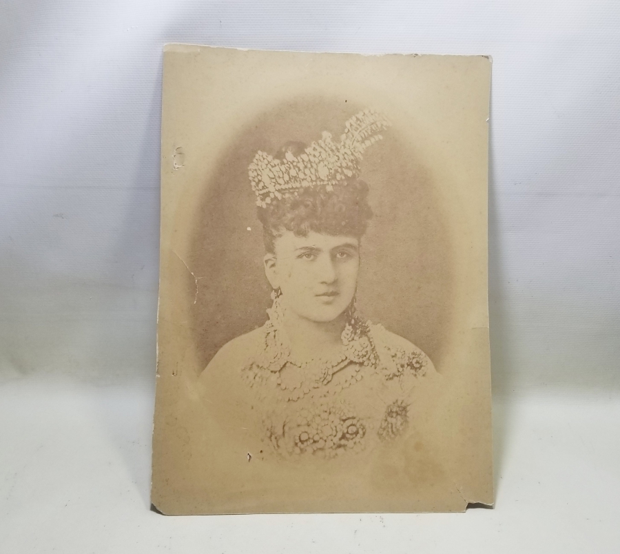 ABDÜLMECİD HAN'IN KIZINA AİT BÜYÜK BOY ORİJİNAL HANEDAN FOTOĞRAFI