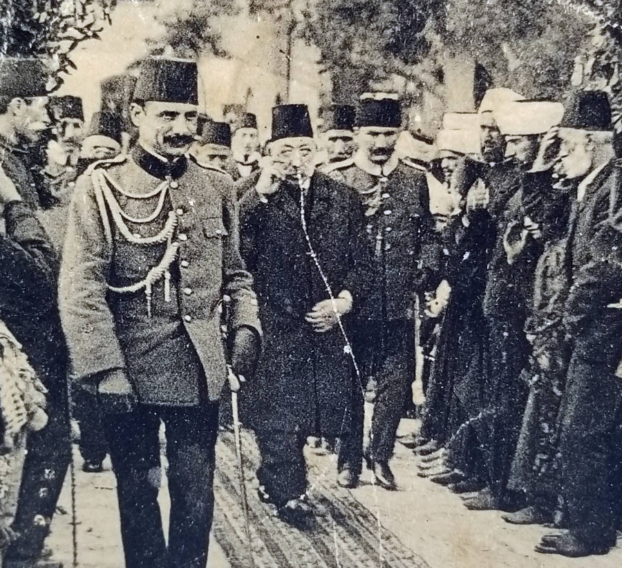 PADİŞAH MEHMET REŞAT HAN GÖRSELLİ ARKASI OSMANLICA YAZILI NADİR KARTPOSTAL