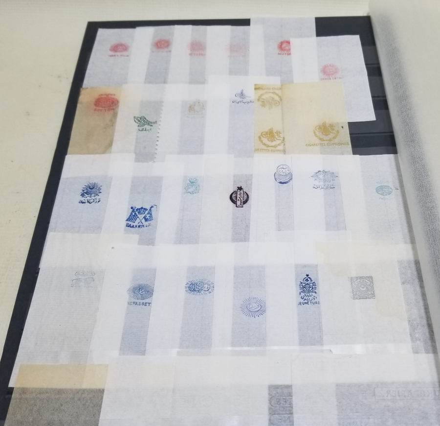 OSMANLI DÖNEMİ NADİR KAĞITLARDAN OLUŞAN NADİR HAZIR SİGARA KAĞIDI KOLEKSİYONU