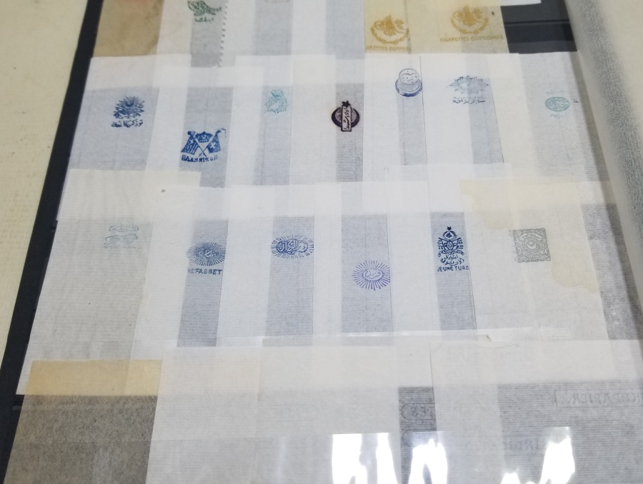 OSMANLI DÖNEMİ NADİR KAĞITLARDAN OLUŞAN NADİR HAZIR SİGARA KAĞIDI KOLEKSİYONU
