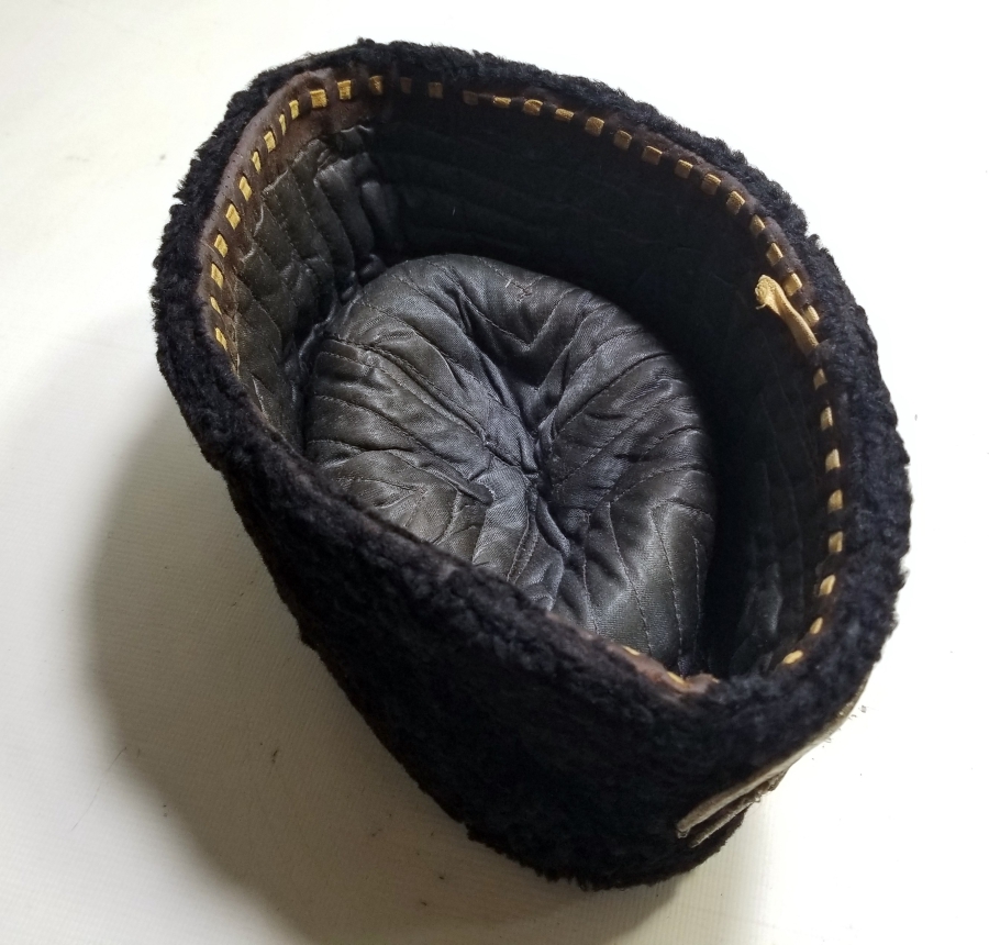 ÜZERİ SIRMALI AY YILDIZLI NADİR TİPTE OSMANLI DÖNEMİ ASKERİ ÖĞRENCİ KALPAĞI