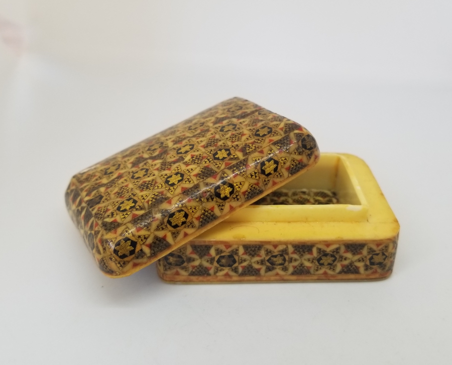 HATEM İŞİ ANTİKA KAPAKLI KUTU