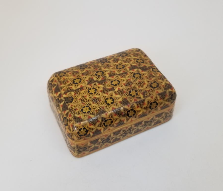 HATEM İŞİ ANTİKA KAPAKLI KUTU