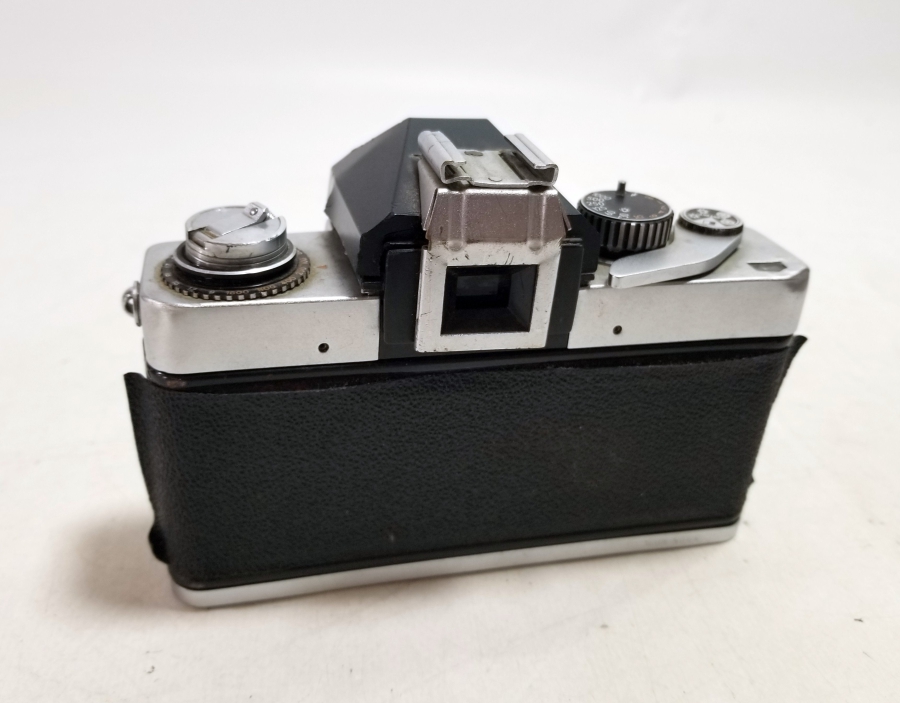 EXAKTA MARKA ANTİKA FOTOĞRAF MAKİNESİ