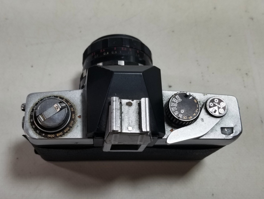 EXAKTA MARKA ANTİKA FOTOĞRAF MAKİNESİ