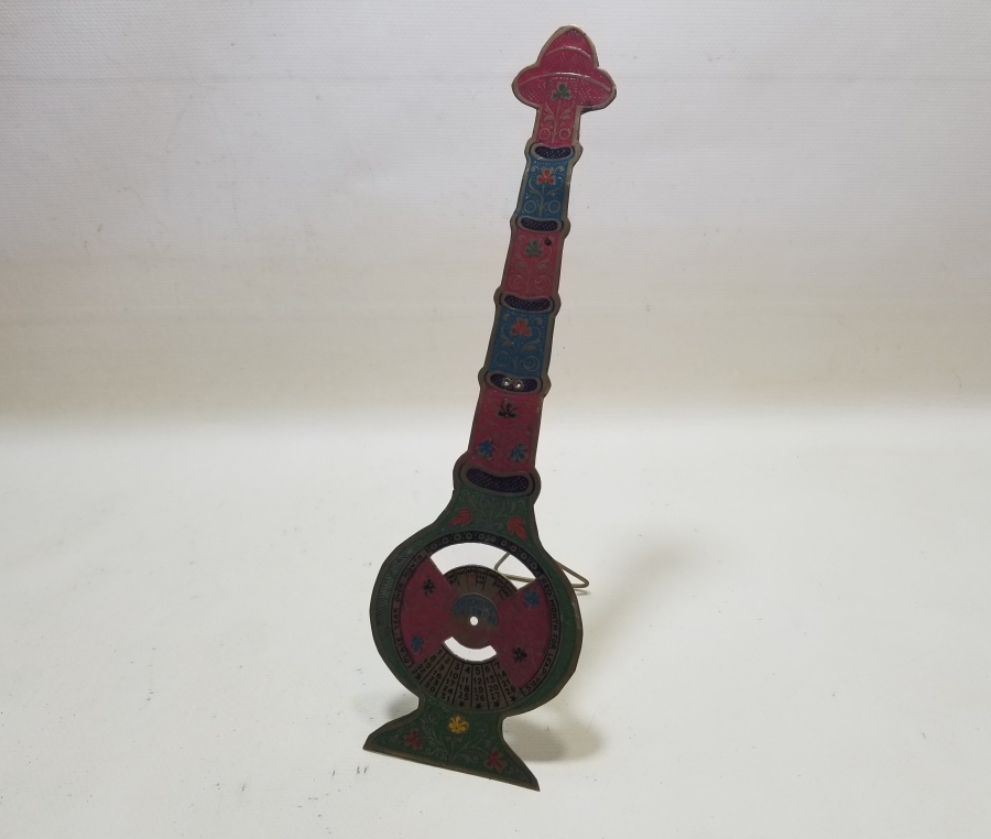 ÜZERİ MİNE İŞÇİLİKLİ 100 YILLIK ANTİKA METAL MASA TAKVİMİ