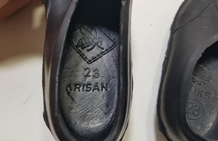 YERLİ YAPIM ANTİKA KARA LASTİK