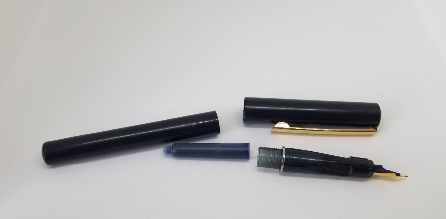 ÇİL KONDİSYONDA DOLMA KALEM